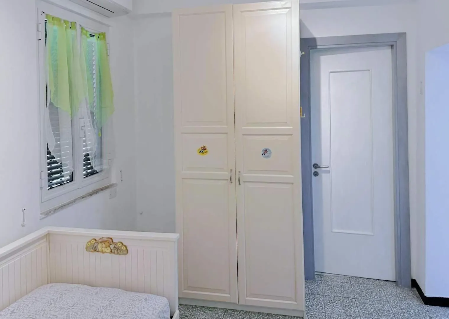 Trilocale Nel Verde Varazze 0*,