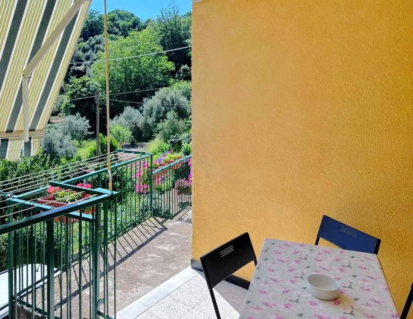 Trilocale Nel Verde Varazze